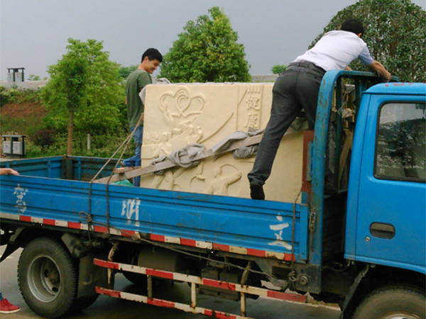 砂巖浮雕運(yùn)輸 砂巖浮雕運(yùn)輸